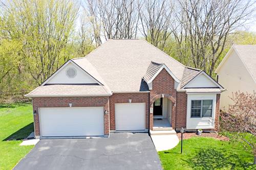 851 Prairie Ridge, Woodstock, IL 60098