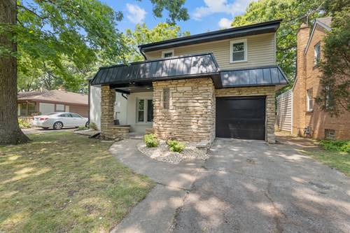 2200 W Crescent, Park Ridge, IL 60068
