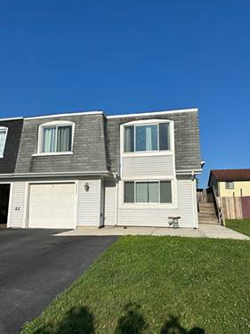 3953 Port, Hanover Park, IL 60133