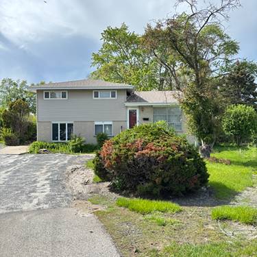 137 Julie, Glenview, IL 60025