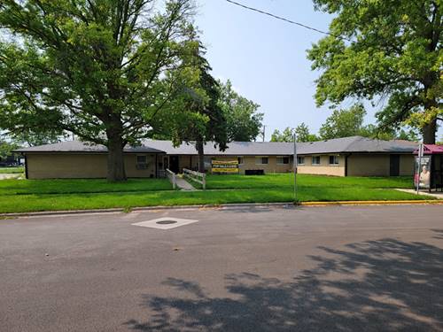 908 Greenbrier, Dekalb, IL 60115