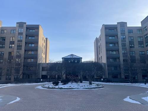 4545 W Touhy Unit 103, Lincolnwood, IL 60712