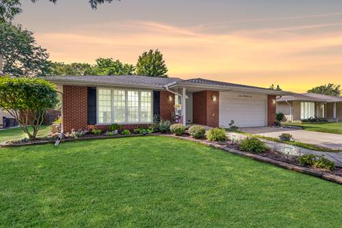 1802 N Aralia, Mount Prospect, IL 60056
