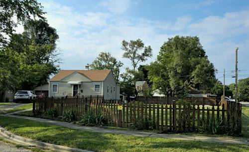 1104 Woodlawn, Waukegan, IL 60085
