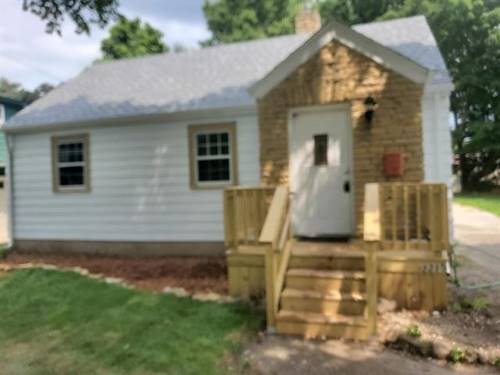 2215 Tacoma, Rockford, IL 61103