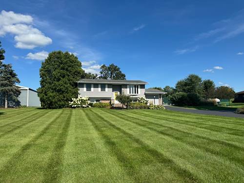 3308 Stieg, Woodstock, IL 60098