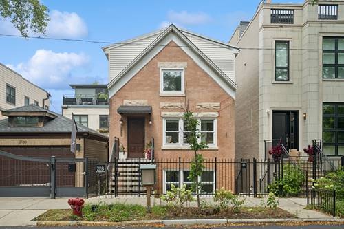 2128 W Charleston, Chicago, IL 60647
