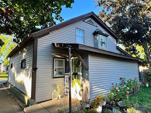 920 N Hickory, Joliet, IL 60435