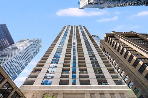 200 N Dearborn Unit 1501, Chicago, IL 60601