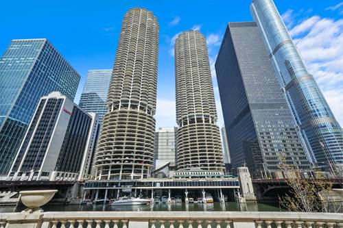300 N State Unit 2404, Chicago, IL 60654