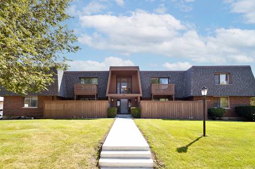 565 N Carl Unit 202, Barrington, IL 60010