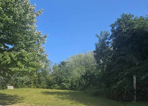 405 Woodland, Lindenhurst, IL 60046