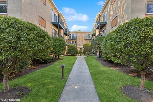 721 Seward Unit 1N, Evanston, IL 60202