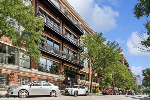 1040 W Adams Unit 422, Chicago, IL 60607