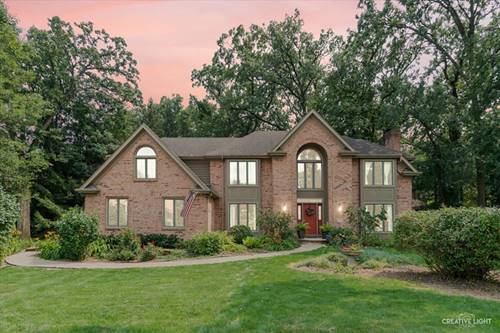400 Spring Cress, West Chicago, IL 60185