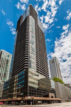 10 E Ontario Unit 4405, Chicago, IL 60611