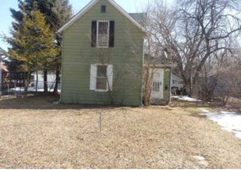 2521 Gilboa, Zion, IL 60099
