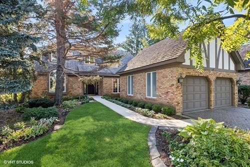 16 Lake Ridge Club, Burr Ridge, IL 60527