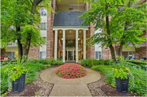 4900 Forest Unit 304, Downers Grove, IL 60515