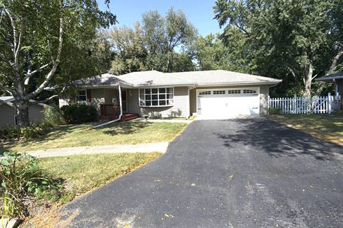 4874 E Lawn, Rockford, IL 61108