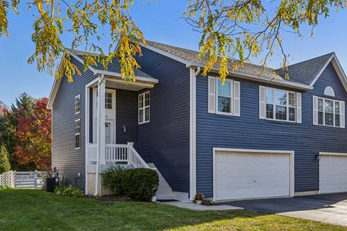 409 Newport, Oswego, IL 60543
