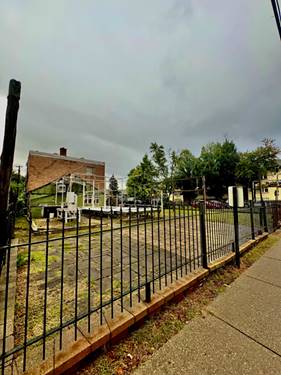 7032 Pershing, Berwyn, IL 60402