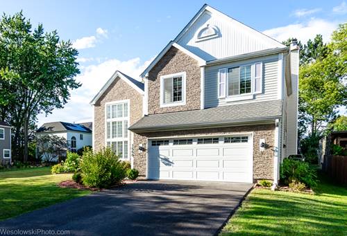 1660 N Huntington, Algonquin, IL 60102