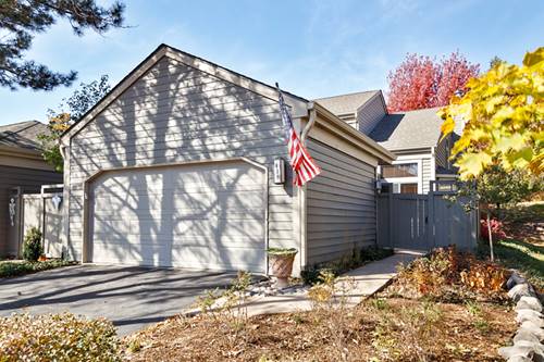 438 White Oak, Barrington, IL 60010