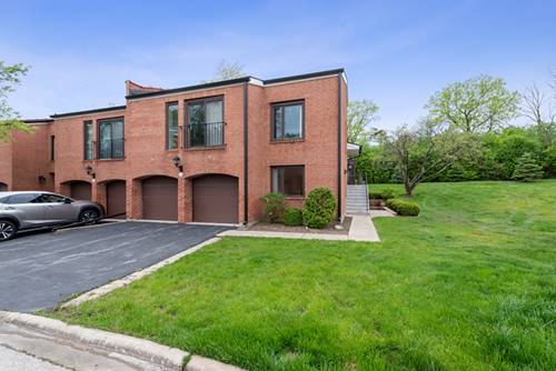 2S570 Patrick Henry Unit 119, Oak Brook, IL 60523