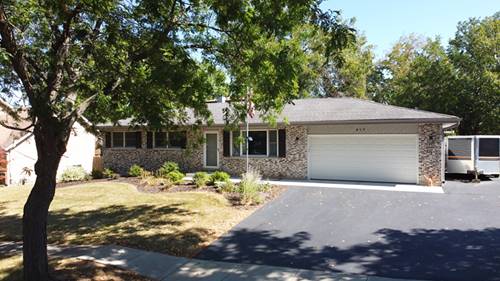 813 Oak Manor, Marengo, IL 60152