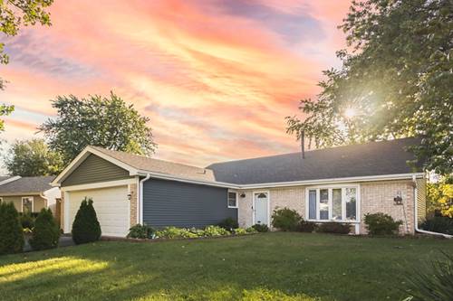 627 Chesapeake, Bolingbrook, IL 60440