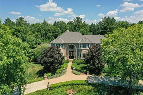 7N235 Windsor, St. Charles, IL 60175