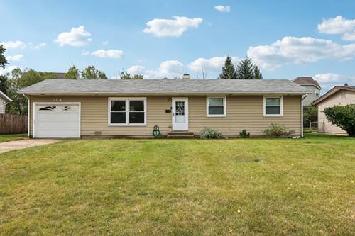284 Shawnee, Carol Stream, IL 60188