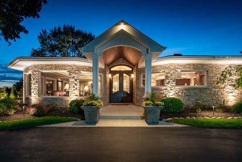 25890 W Crest Hill, Barrington, IL 60010