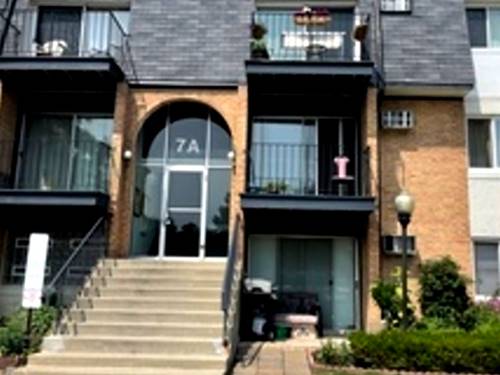 7 E Dundee Quarter Unit 106, Palatine, IL 60074