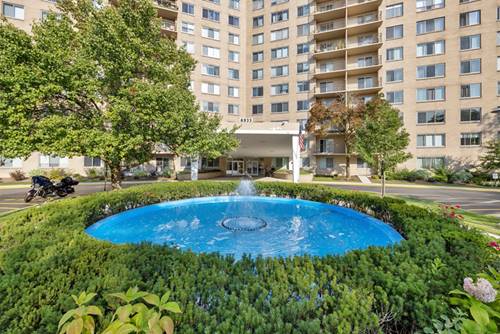 6933 N Kedzie Unit 704, Chicago, IL 60645