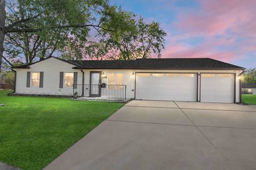 256 Corrington, Streamwood, IL 60107
