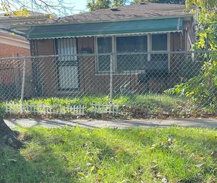 4724 S Shields, Chicago, IL 60609