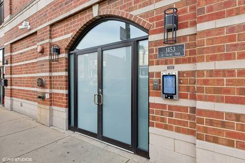 1453 W Irving Park Unit 205, Chicago, IL 60613