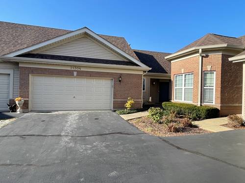 21304 Hidden Lake, Crest Hill, IL 60403