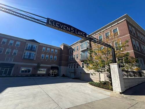 115 Lake Unit 309, Libertyville, IL 60048