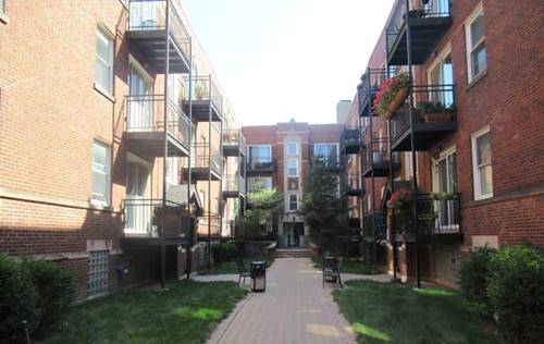 3711 N Kenneth Unit 220, Chicago, IL 60641