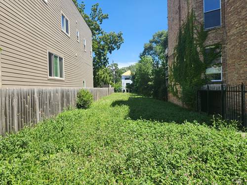 6545 S Woodlawn, Chicago, IL 60637