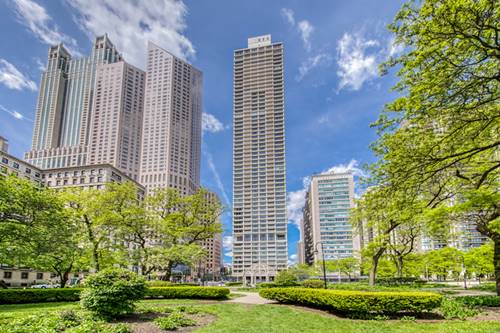 1000 N Lake Shore Unit 33B, Chicago, IL 60611