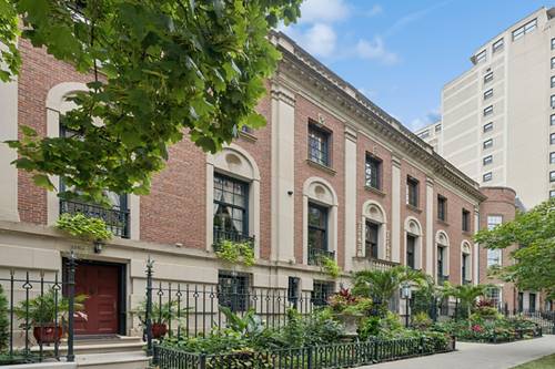 1355 N Astor, Chicago, IL 60610