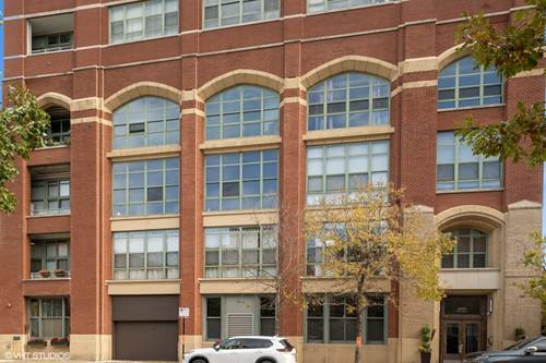 2001 S Calumet Unit 310, Chicago, IL 60616