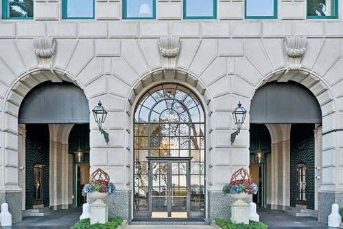 209 E Lake Shore Unit 15W, Chicago, IL 60611
