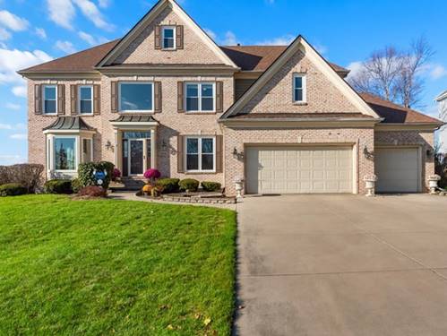 1666 Eagle Brook, Geneva, IL 60134