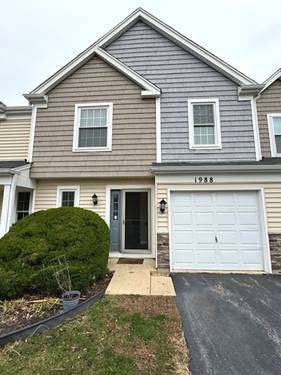 1988 College Green, Elgin, IL 60123