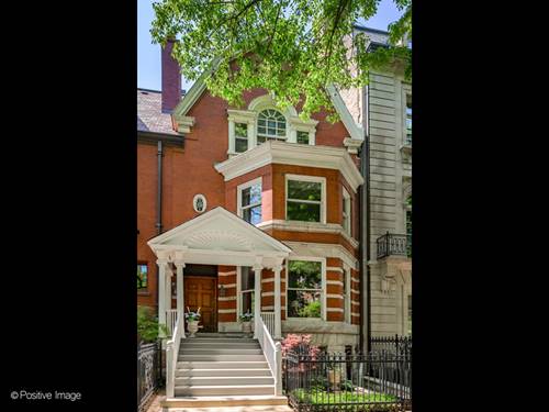 1404 N Astor, Chicago, IL 60610